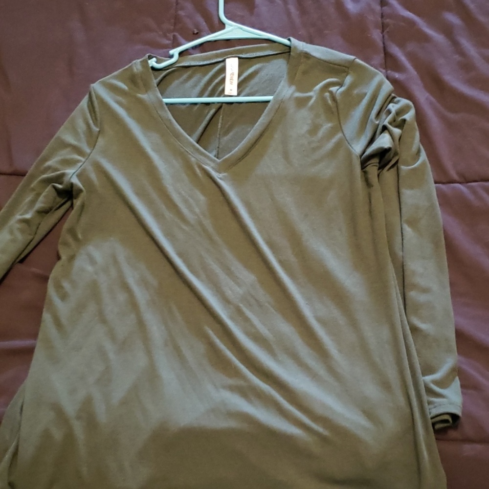 Shirt - Picture 2 of 2